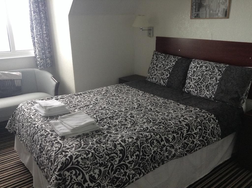 North Parade Seafront Accommodation سكيغنيس الغرفة الصورة