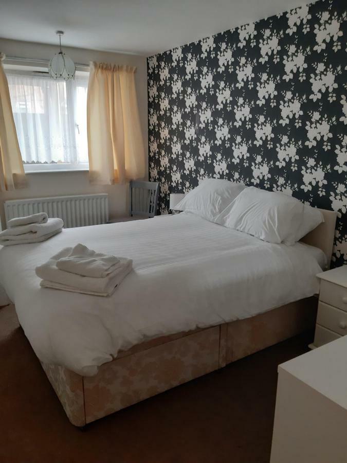 North Parade Seafront Accommodation سكيغنيس المظهر الخارجي الصورة