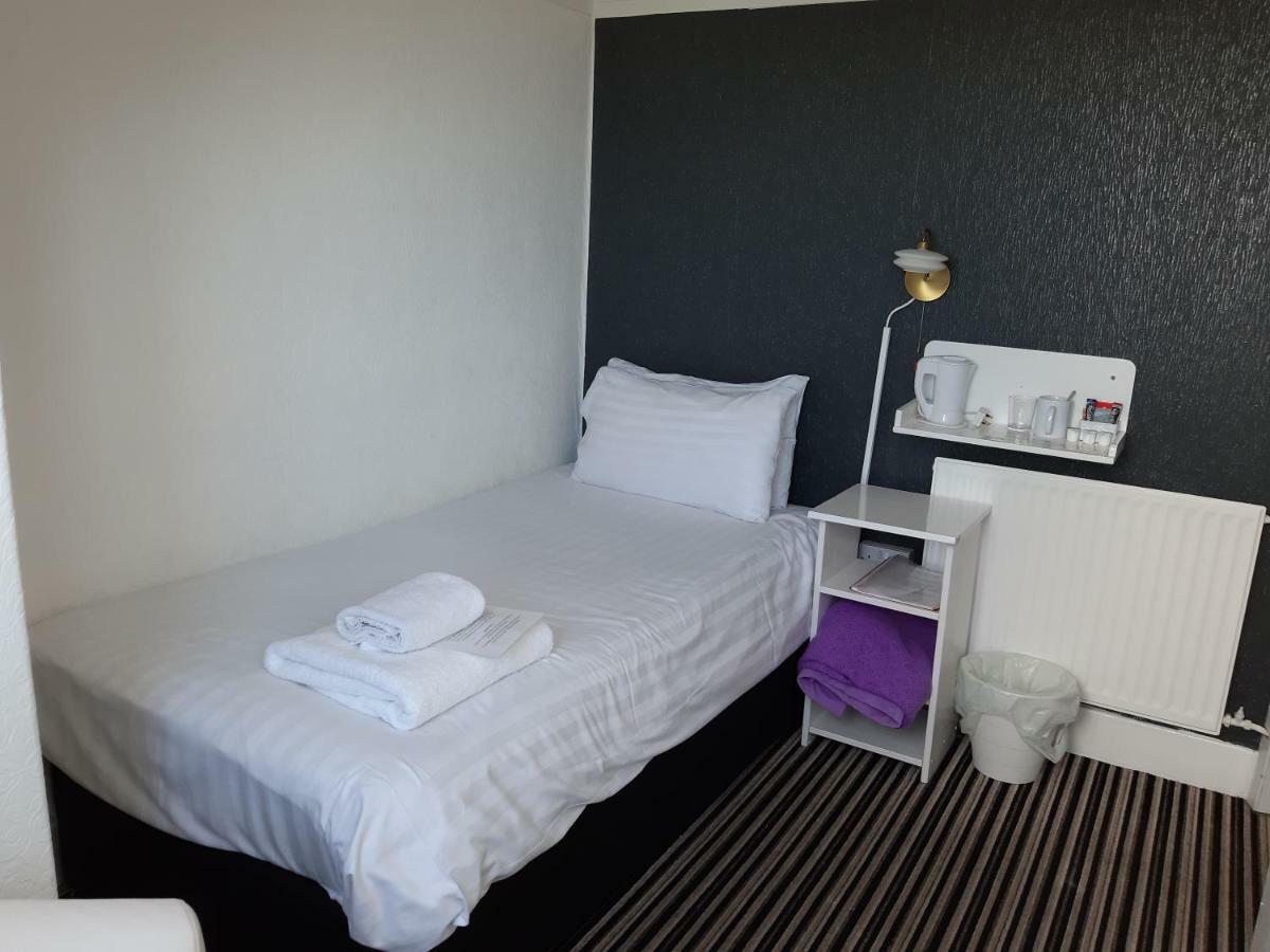 North Parade Seafront Accommodation سكيغنيس المظهر الخارجي الصورة