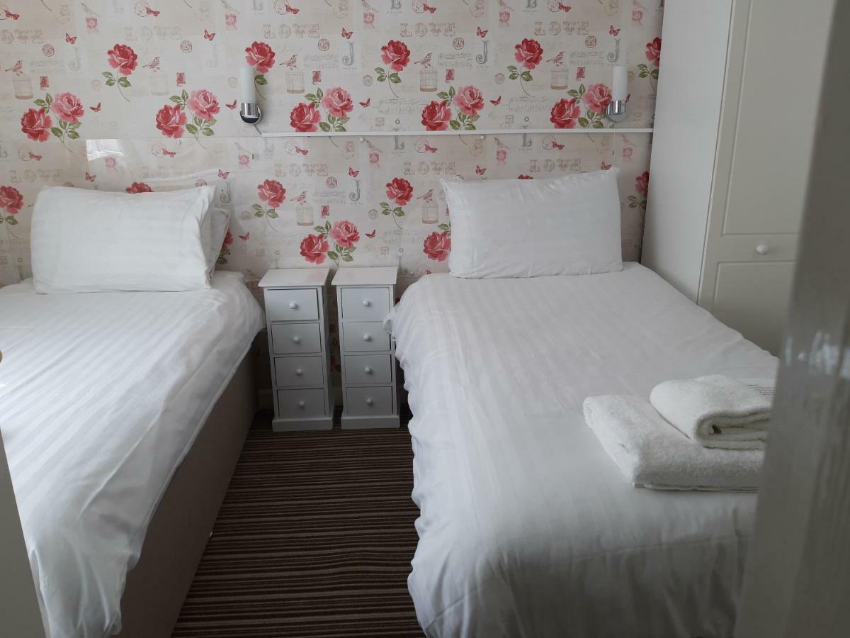 North Parade Seafront Accommodation سكيغنيس المظهر الخارجي الصورة