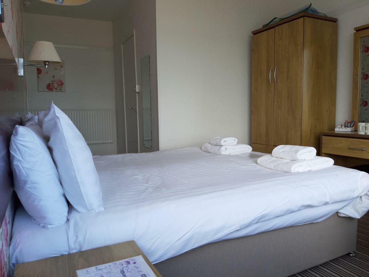 North Parade Seafront Accommodation سكيغنيس المظهر الخارجي الصورة
