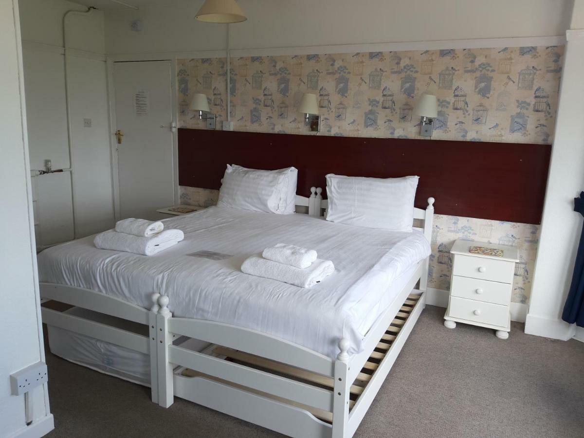 North Parade Seafront Accommodation سكيغنيس المظهر الخارجي الصورة