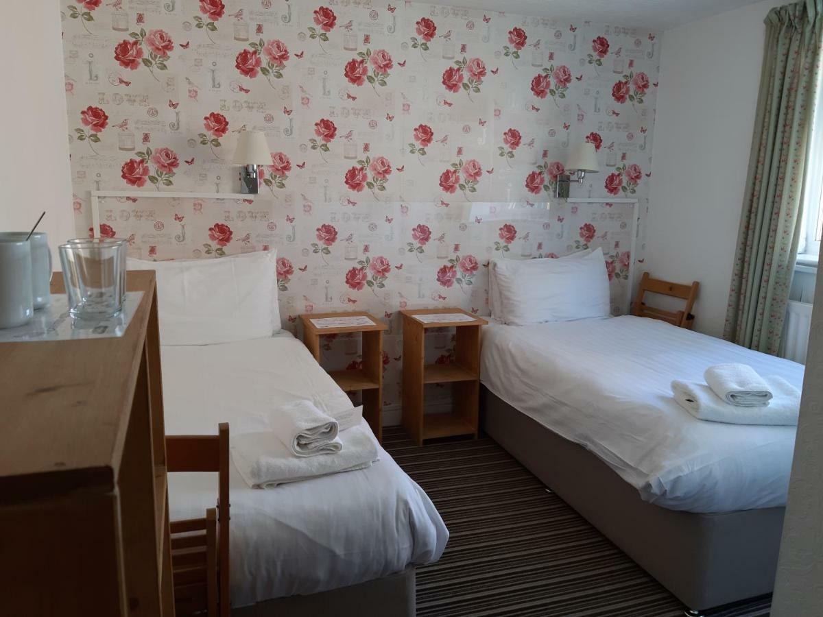 North Parade Seafront Accommodation سكيغنيس المظهر الخارجي الصورة