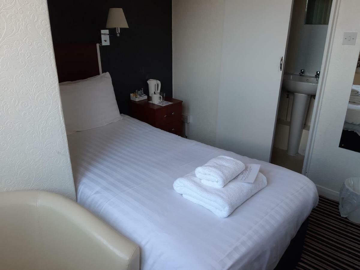 North Parade Seafront Accommodation سكيغنيس المظهر الخارجي الصورة